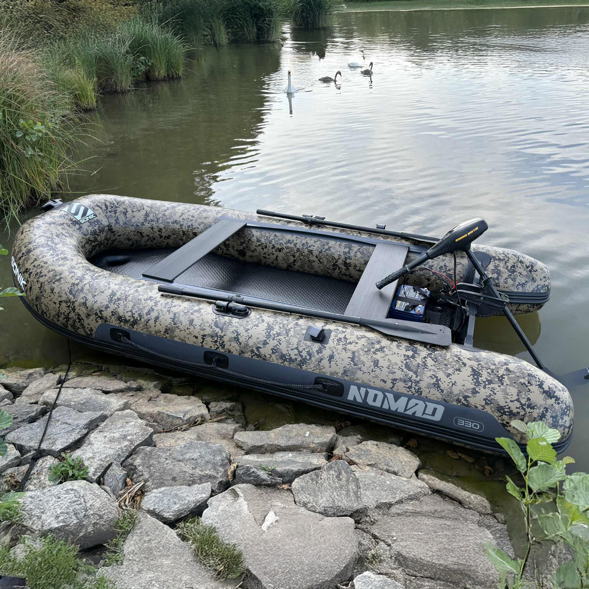 barca Sonik Nomad 330