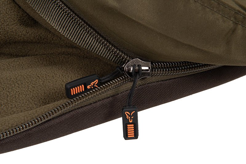 Bed Chair con saco de dormir Fox EOS Compact Sleep System - Tienda Carpfishing