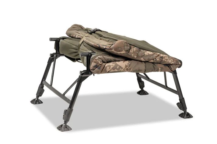 Bed Chair Nash Indulgence 4 Junior Sleep System mimetico- Tienda Carpfishing