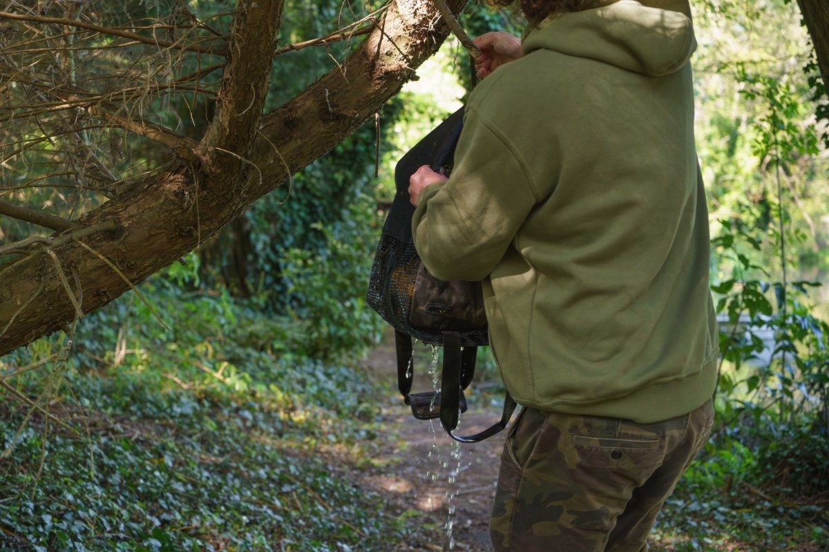 Funda Vadeador Solar Worldwide - Tienda Carpfishing
