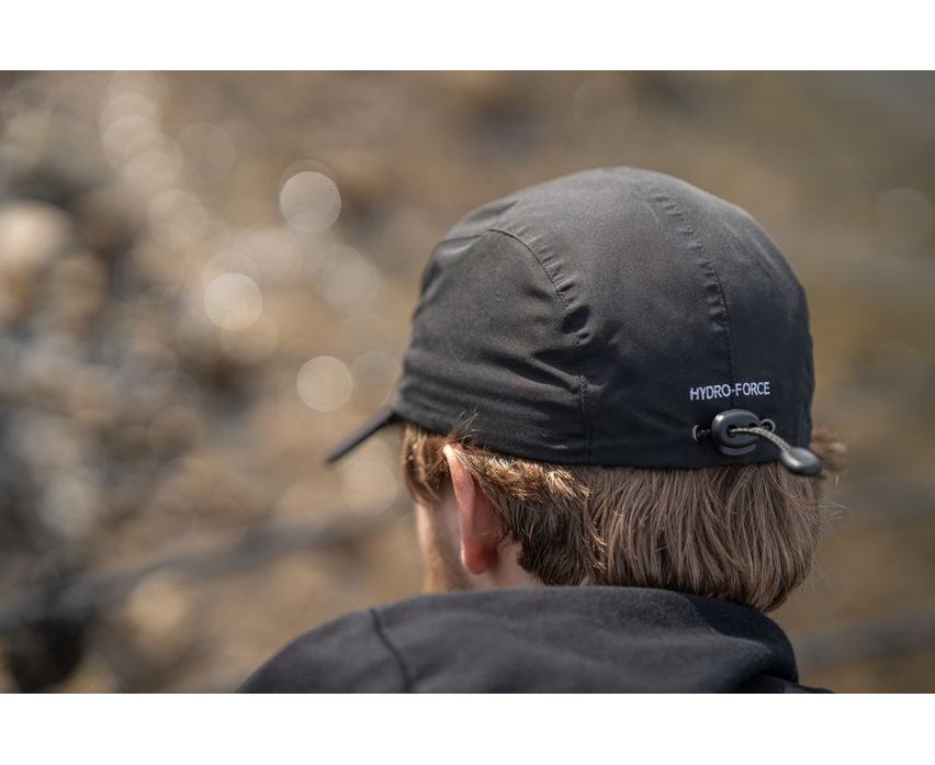 Cappello Avid Carp Stealth a 5 pannelli nero