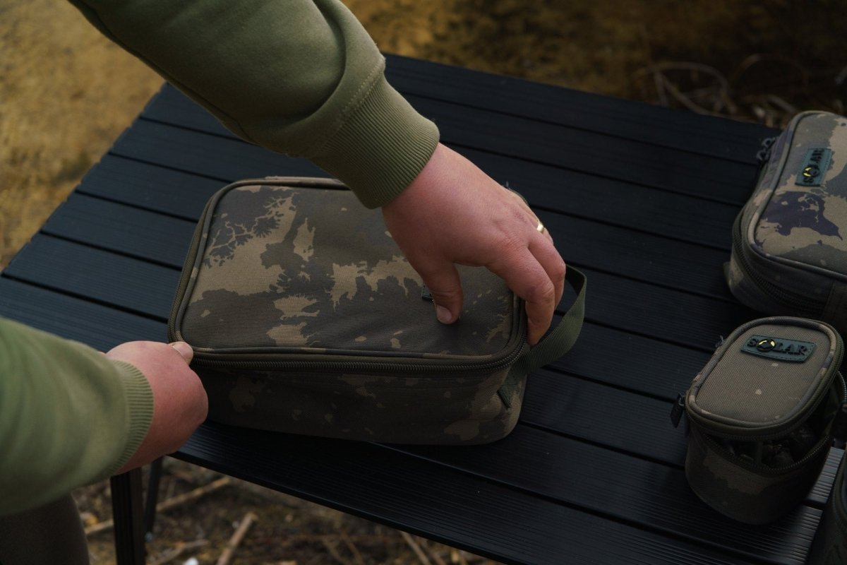 Bolso de accesorios Solar Worldwide XL - Tienda Carpfishing