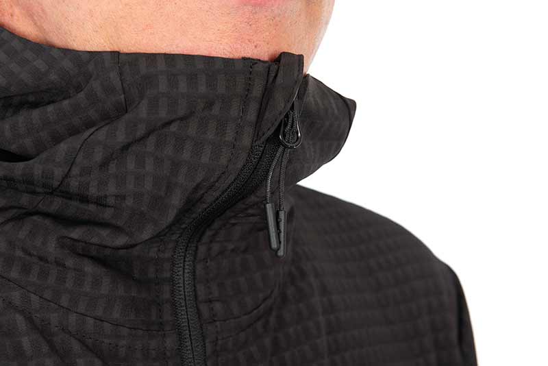 Chaqueta Fox Premium Mid Layer Negro con capucha - Tienda Carpfishing