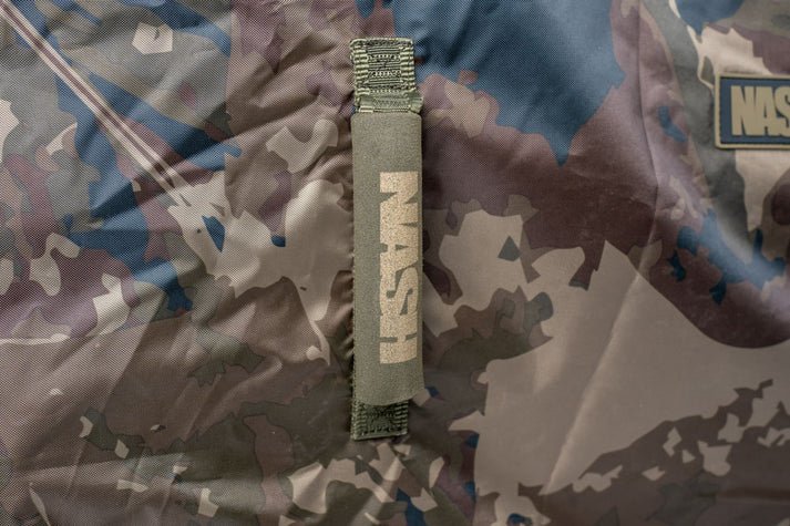 Funda para Bed Chair Nash Subterfuge Impermeable - Tienda Carpfishing