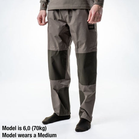 Pantalón Impermeable Nash ZT Lite Dry Pack - Tienda Carpfishing