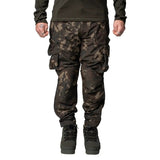 Pantalón Nash Impermeable ZT Helluva Camo - Tienda Carpfishing