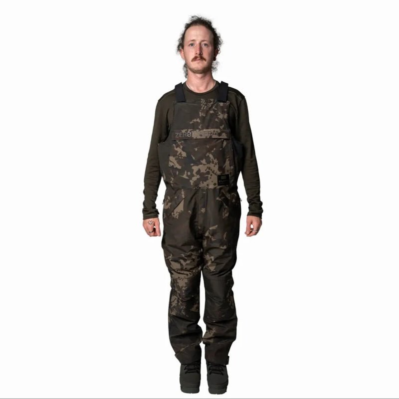 Peto Impermeable Nash ZT Helluva Camo - Tienda Carpfishing