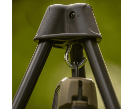 Trípode para pesaje Avid Carp Revolve - Tienda Carpfishing