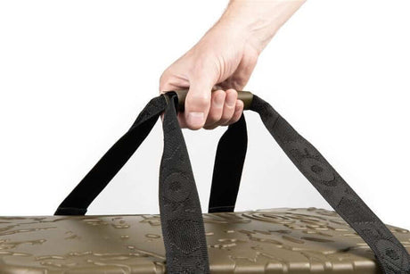 Bolso Fox Aquos Camo 30 litros - Tienda Carpfishing