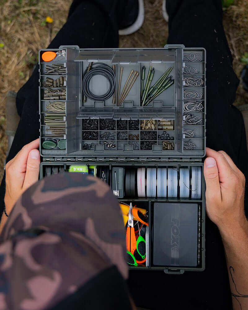 Caja Tackle Fox Edges - Tienda Carpfishing