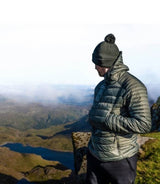 Gorro Ridge Monkey Apearel Verde con bola - Tienda Carpfishing